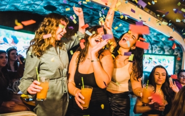 UTF-8''four-beautiful-girls-resting-party.jpg